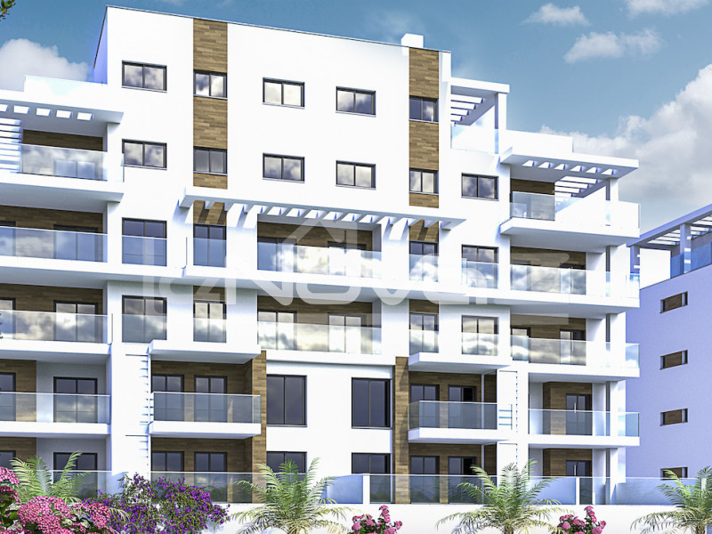 Nowoczesne 2 i 3 pokojowe apartamenty z widokiem na morze. #1173