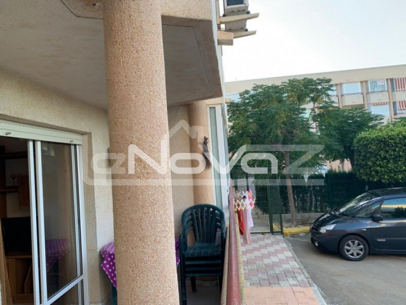 Schöne 2-Zimmer-Wohnung im Erdgeschoss mit einer großen Terrasse, 350 m vom besten Strand in Mil Palmeras entfernt.. #1302