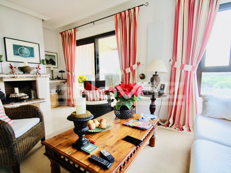 Apartment with incredible views of Las Ramblas.. #1385