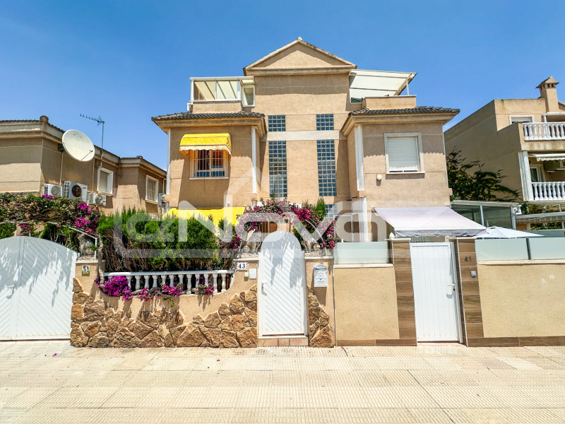 Precioso bungalow en La Zenia. #1478