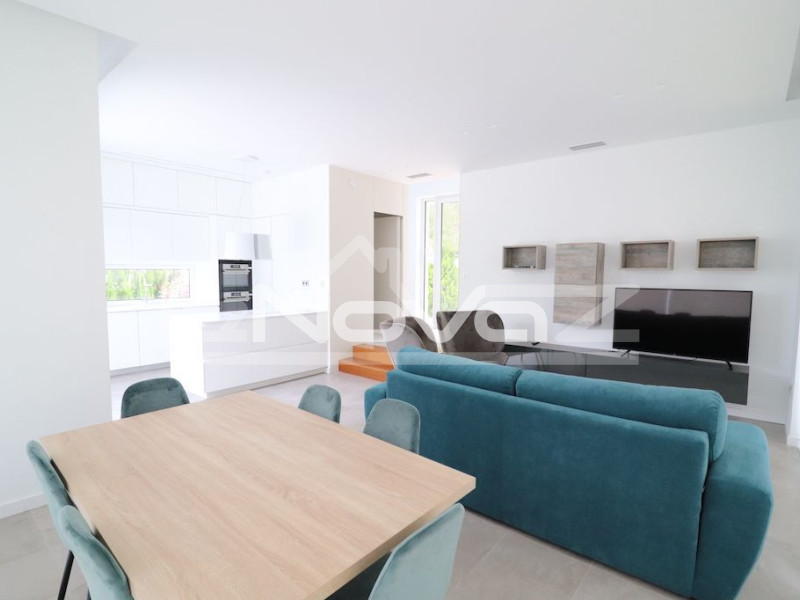 Unglaubliche, hochmoderne Villa mit 3 Schlafzimmern und privatem Pool in der prestigeträchtigen Gegend von Las Colinas.. #1553