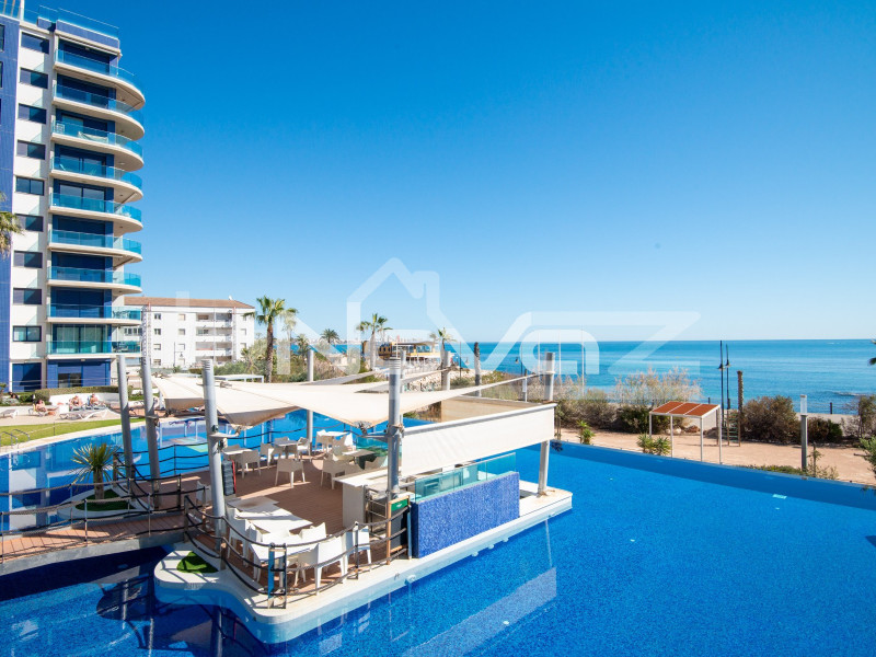 Apartament przy plaży w Punta Prima z niezrównanymi widokami.. #1784