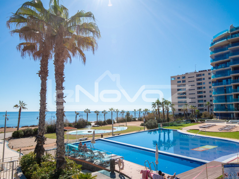 Apartament przy plaży w Punta Prima z niezrównanymi widokami.. #1784