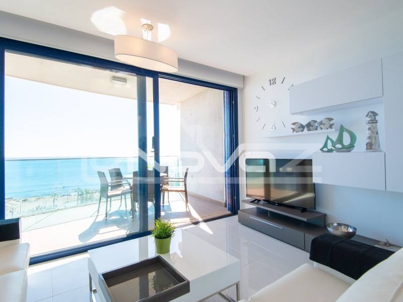 Apartament przy plaży w Punta Prima z niezrównanymi widokami.. #1784