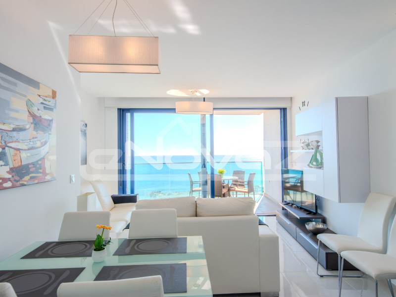 Apartament przy plaży w Punta Prima z niezrównanymi widokami.. #1784