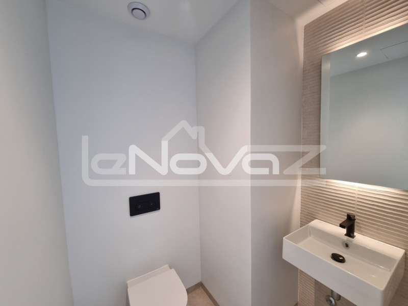Penthouse in Las Colina. #1794