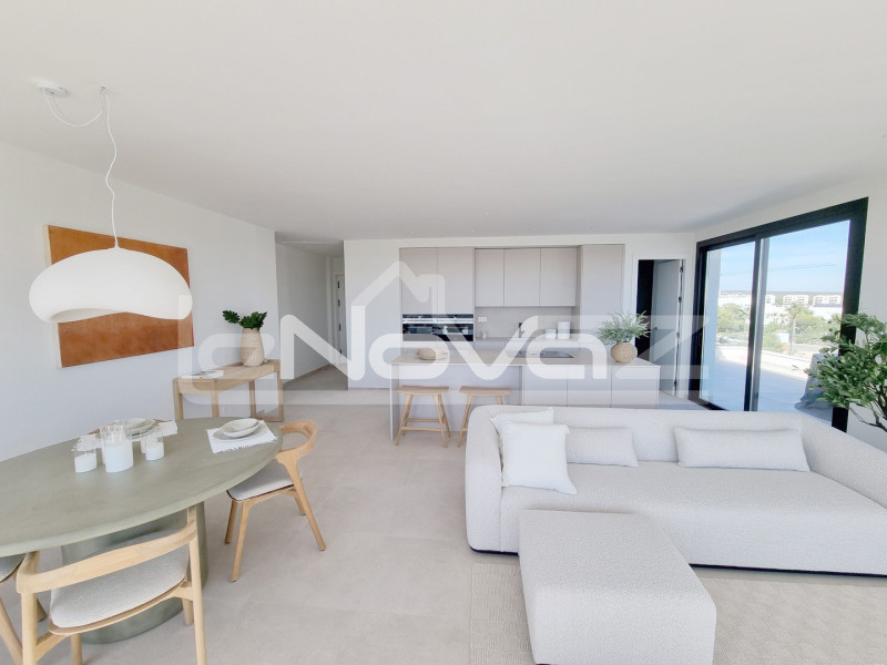 Penthouse in Las Colina. #1794