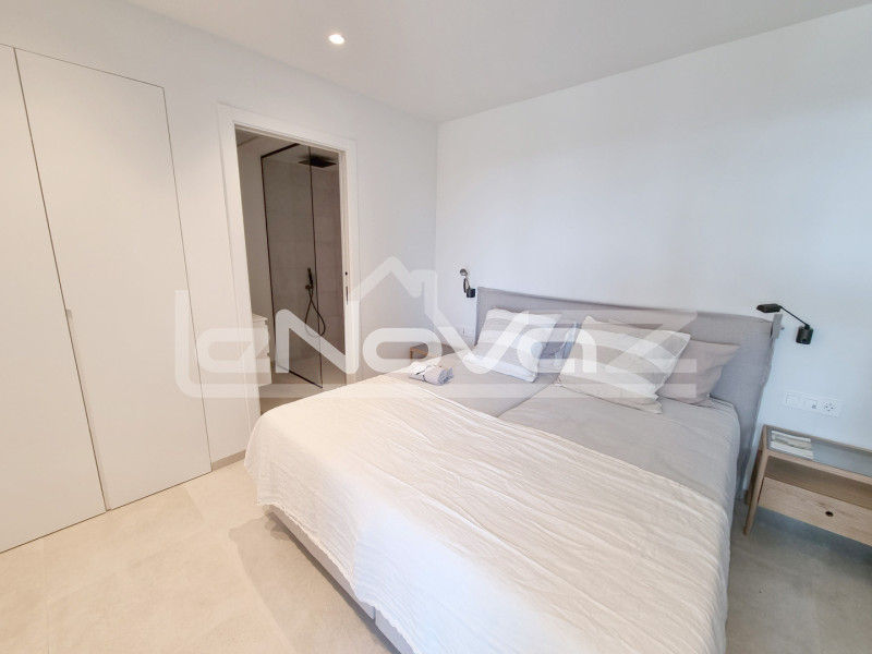 Penthouse in Las Colina. #1794