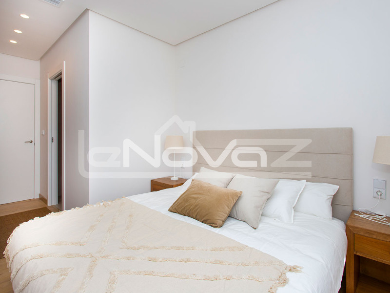 Villa con piscina privada en Grape Town. #1810