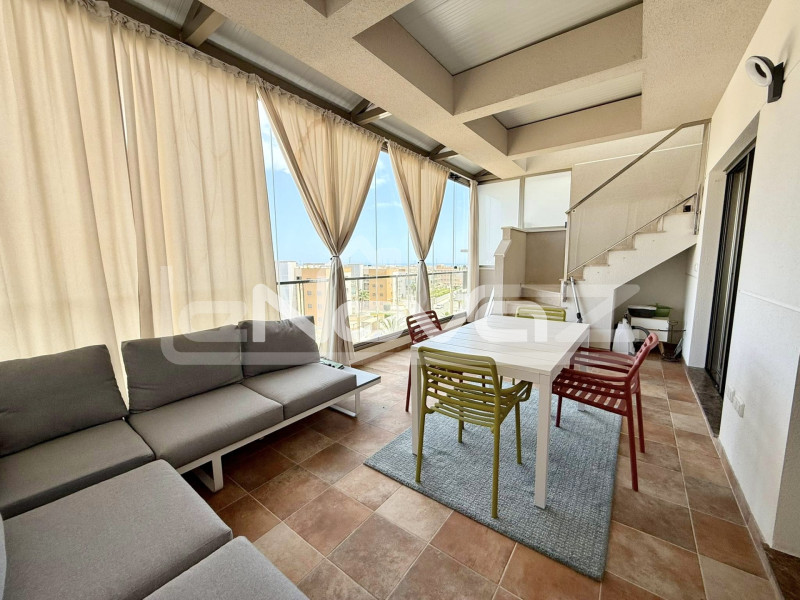 Comfortable 3 bedroom penthouse in Green Hills urbanization. #1943