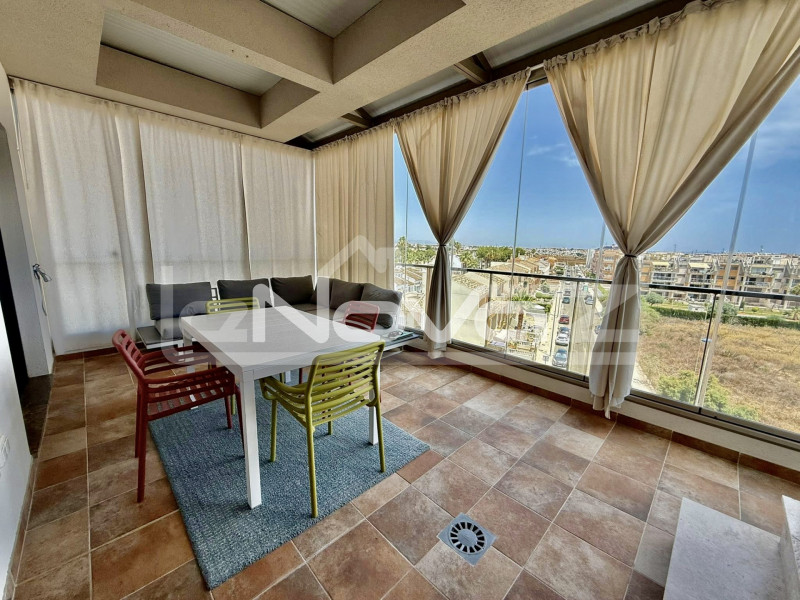 Comfortable 3 bedroom penthouse in Green Hills urbanization. #1943