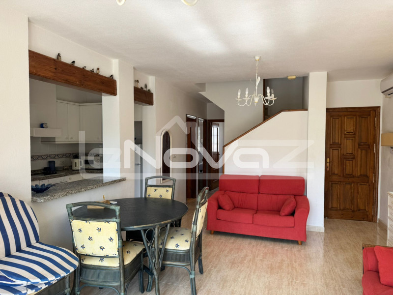 Villa de 4 dormitorios en Cabo Roig. #2024