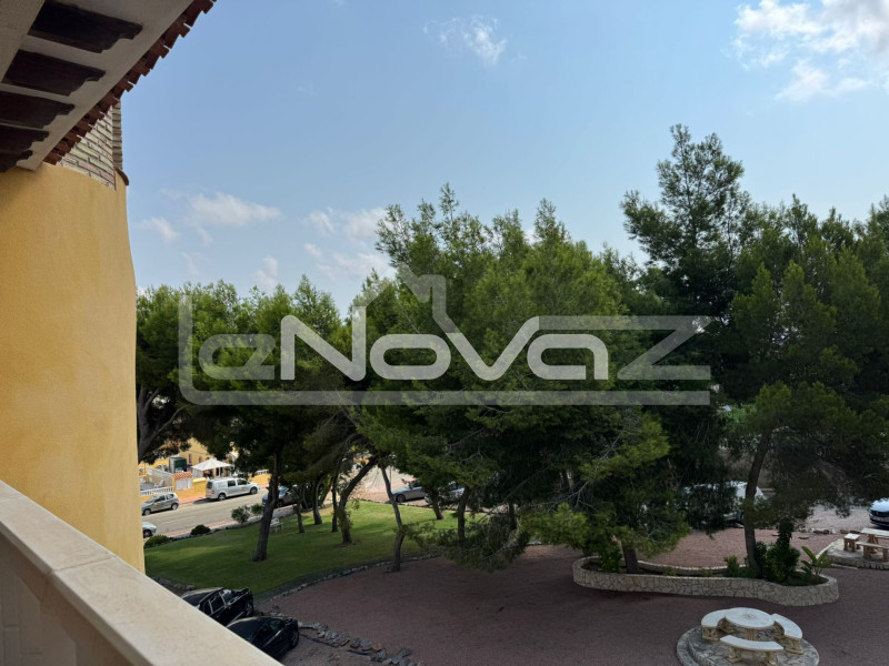 Penthouse mit 2 Schlafzimmern in Villamartín. #2025