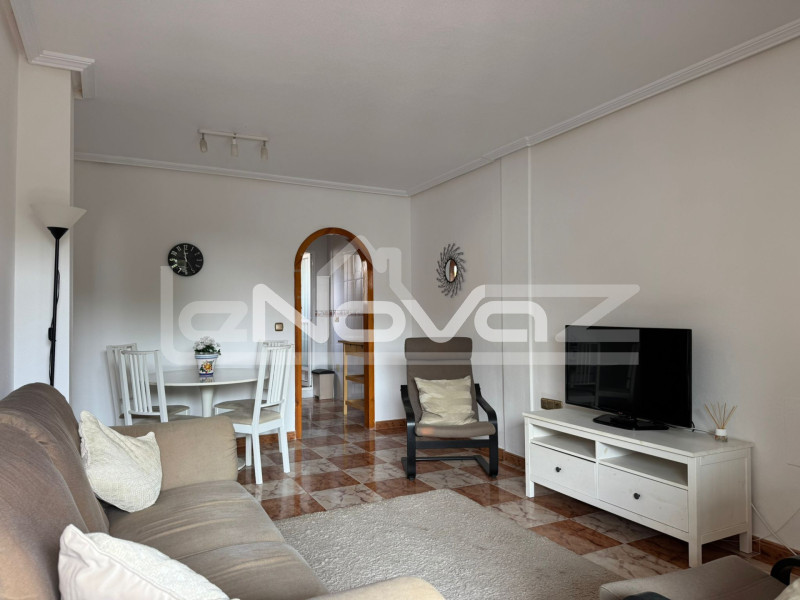Penthouse mit 2 Schlafzimmern in Villamartín. #2025