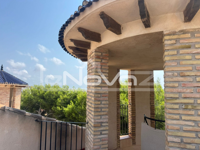 Penthouse mit 2 Schlafzimmern in Villamartín. #2025