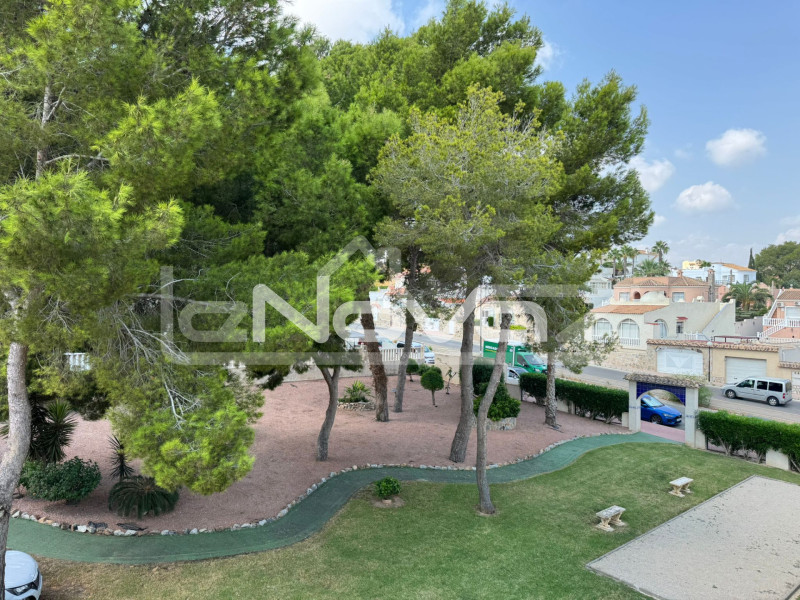 Penthouse mit 2 Schlafzimmern in Villamartín. #2025