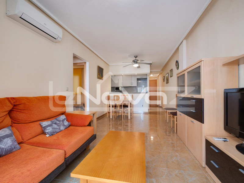 Apartamento de 2 dormitorios en Torrevieja. #2027