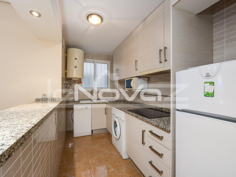 Apartamento de 2 dormitorios en Torrevieja. #2027
