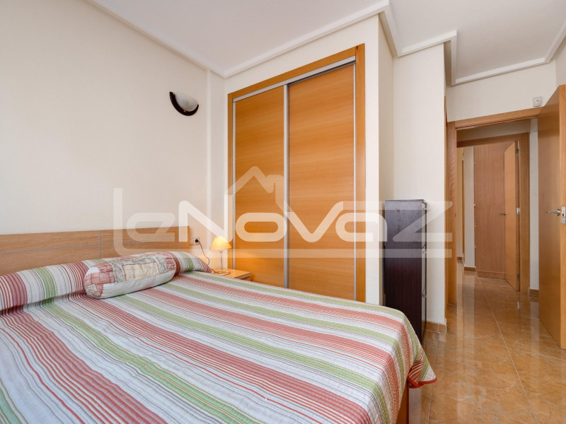 Apartamento de 2 dormitorios en Torrevieja. #2027