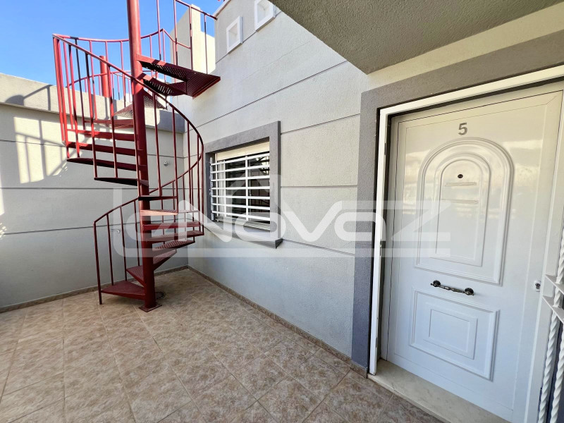 2-Zimmer-Wohnung mit privatem Innenhof und Solarium. Villamartin. #2041