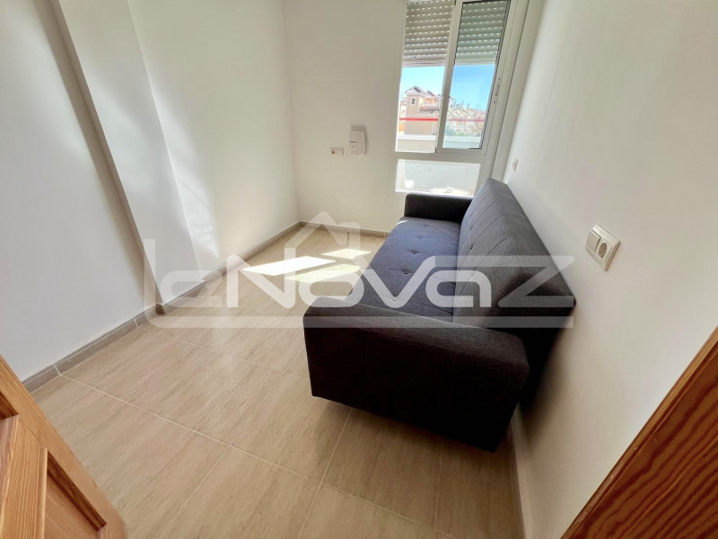 2-Zimmer-Wohnung mit privatem Innenhof und Solarium. Villamartin. #2041