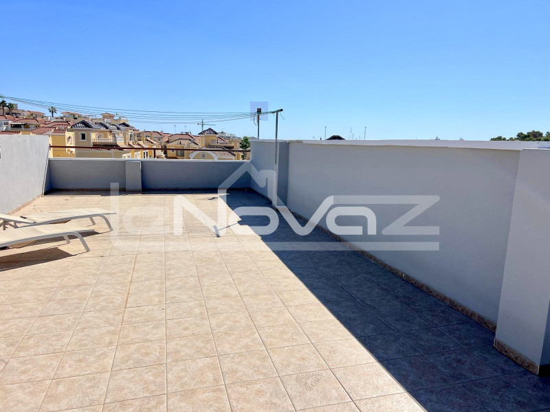 2-Zimmer-Wohnung mit privatem Innenhof und Solarium. Villamartin. #2041