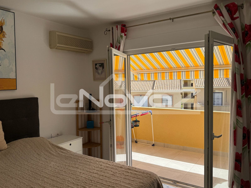 Renovated detached villa in Villamartín, south-facing. #2044