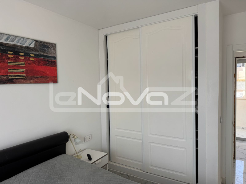 Renovated detached villa in Villamartín, south-facing. #2044