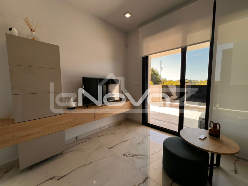 Newly built apartment in Villamartín with spa and luxurious common areas. #2045
