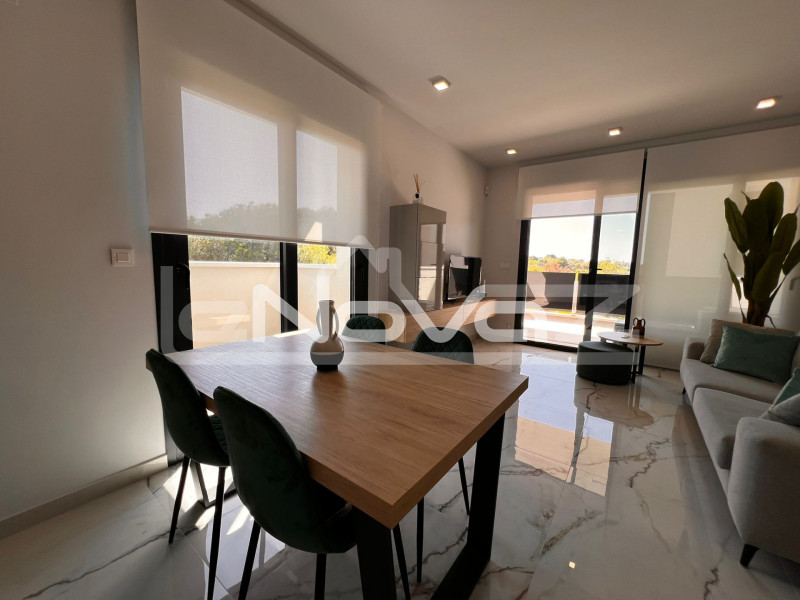 Newly built apartment in Villamartín with spa and luxurious common areas. #2045