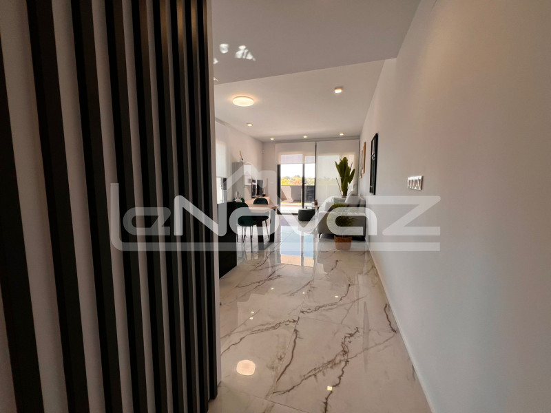 Newly built apartment in Villamartín with spa and luxurious common areas. #2045