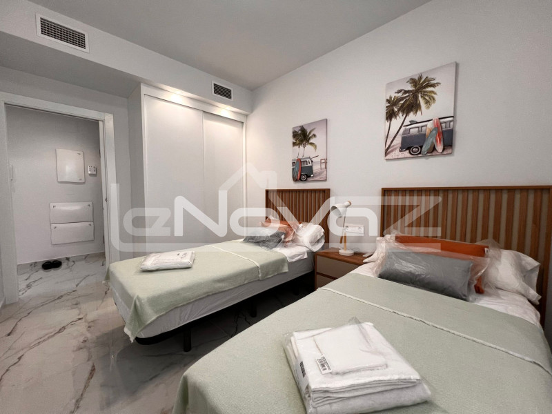 Newly built apartment in Villamartín with spa and luxurious common areas. #2045