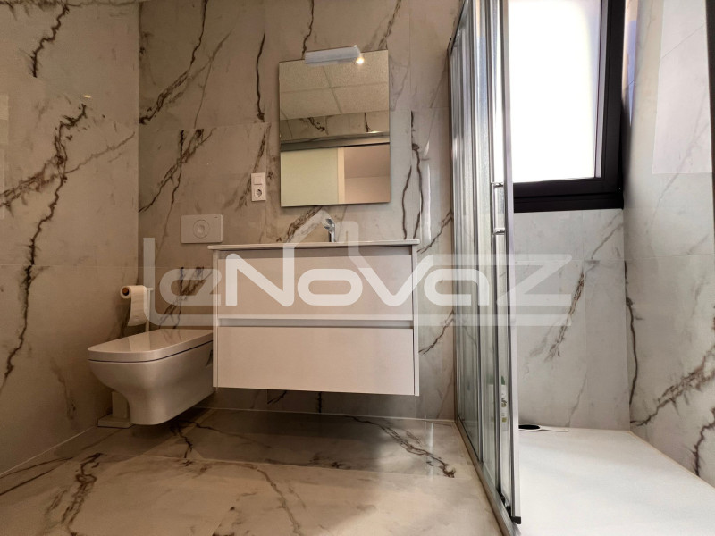 Newly built apartment in Villamartín with spa and luxurious common areas. #2045