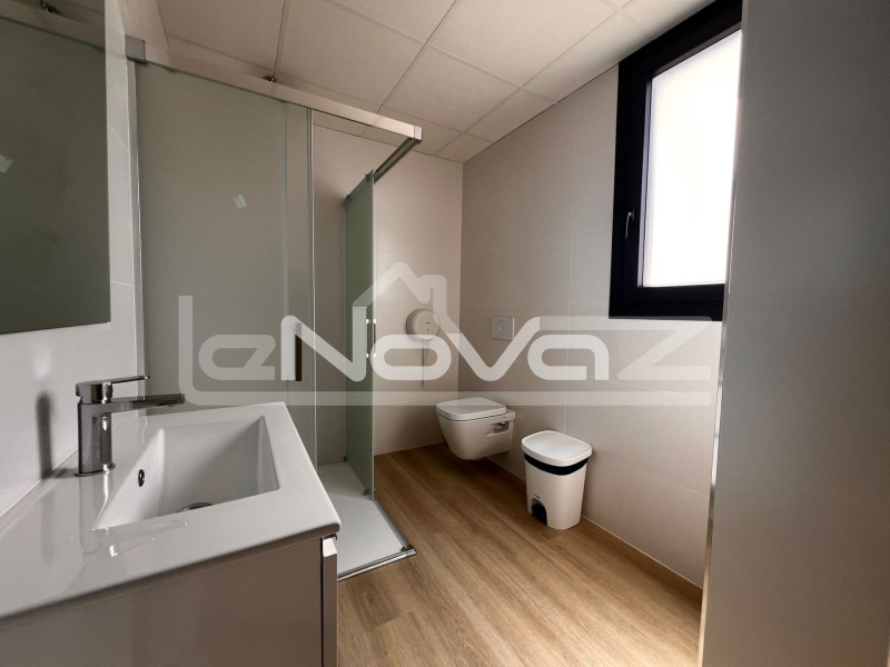 Newly built apartment in Villamartín with spa and luxurious common areas. #2045