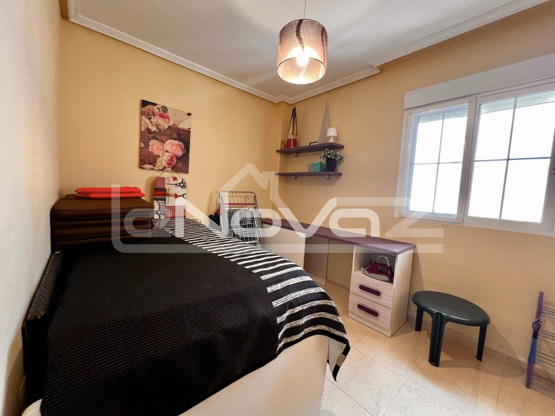 Appartement très cosy au deuxième étage avec deux chambres. #2049