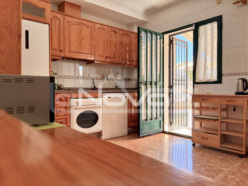 Hosszú távú bungaló bérlés a tengerparton - Calle Mayor 12, La Zenia. #2056