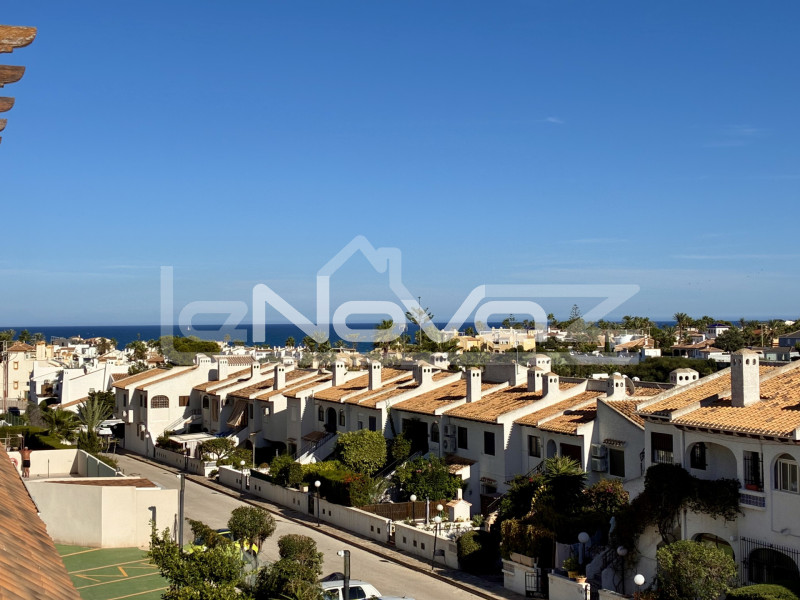 Hosszú távú bungaló bérlés a tengerparton - Calle Mayor 12, La Zenia. #2056