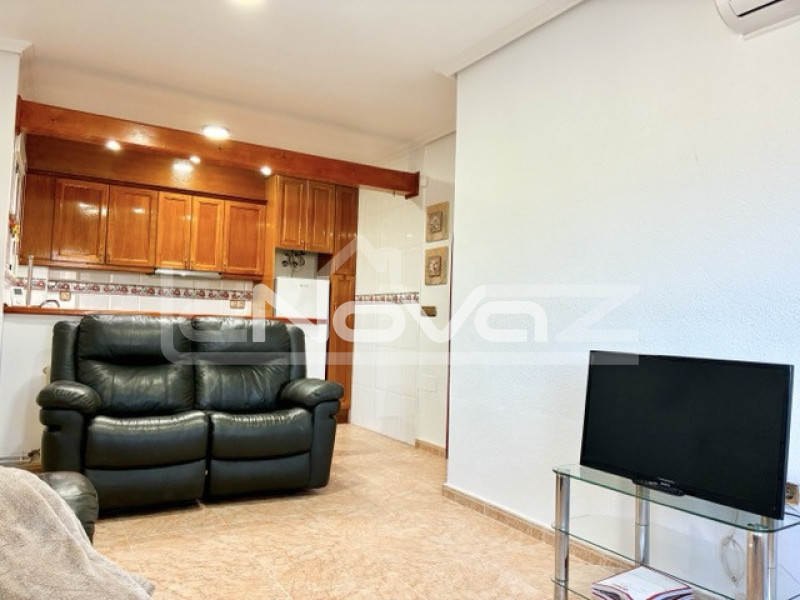 Bungalow de trois étages à Lomas De Cabo Roig. #2072