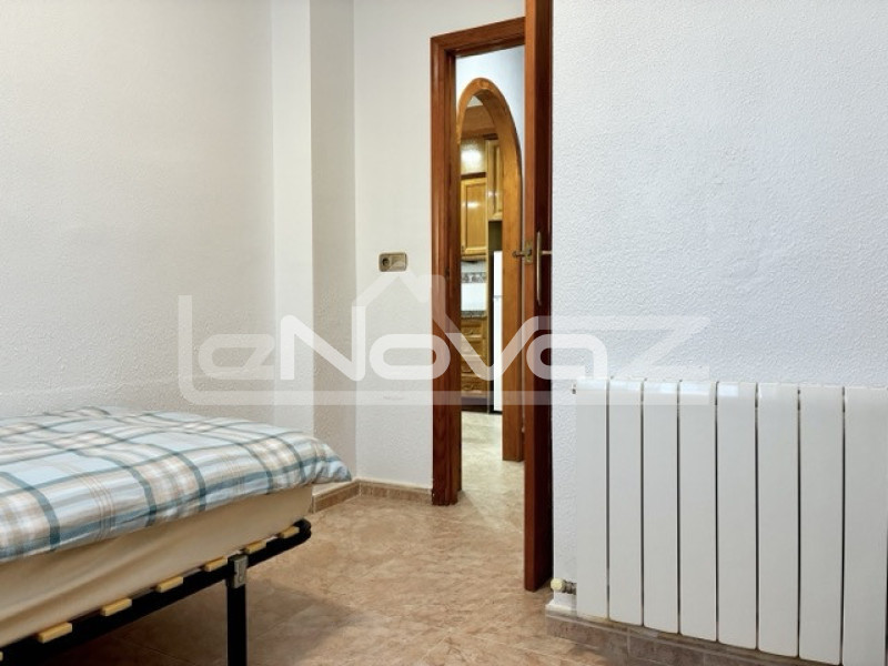 Bungalow de trois étages à Lomas De Cabo Roig. #2072