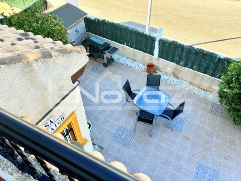 Bungalow de trois étages à Lomas De Cabo Roig. #2072