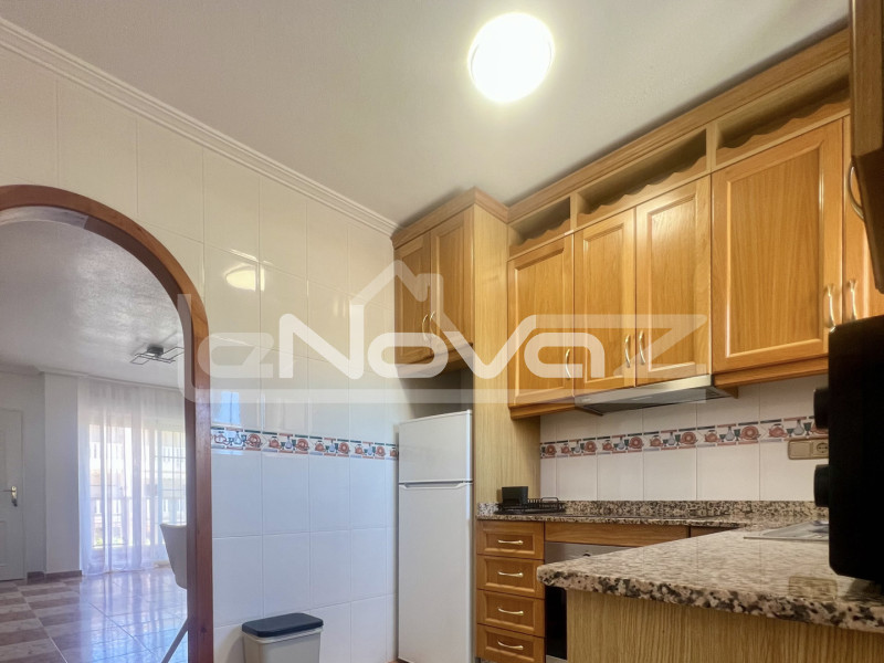 Sonnige Zweizimmerwohnung im ruhigen Viertel Lomas de Cabo Roig.. #2077