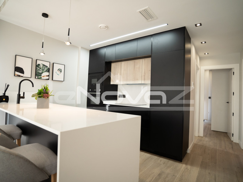 Bungalow avec trois chambres à Punta prima . #2086