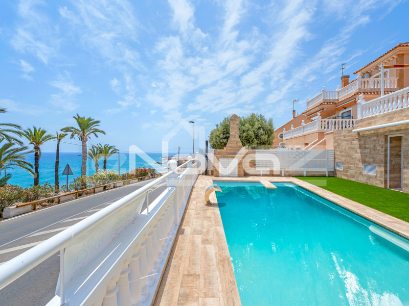 Villa mit vier Schlafzimmern in La Mata. #2088