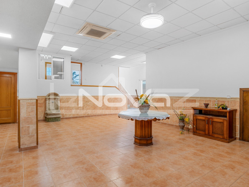 Villa mit vier Schlafzimmern in La Mata. #2088