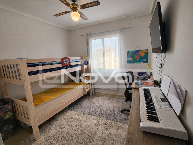 Spektakularny penthouse z widokiem na morze w Lomas de Cabo Roig. #2091