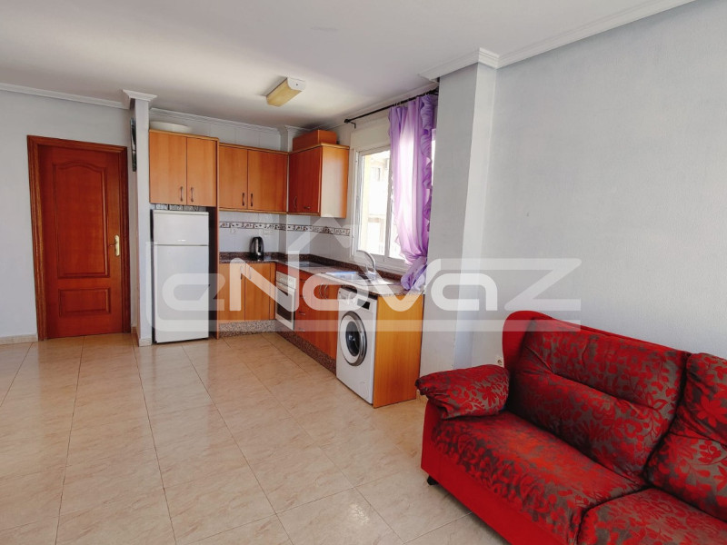 Appartement à Torrevieja, à 10 minutes à pied des commodités et de la mer. #2092