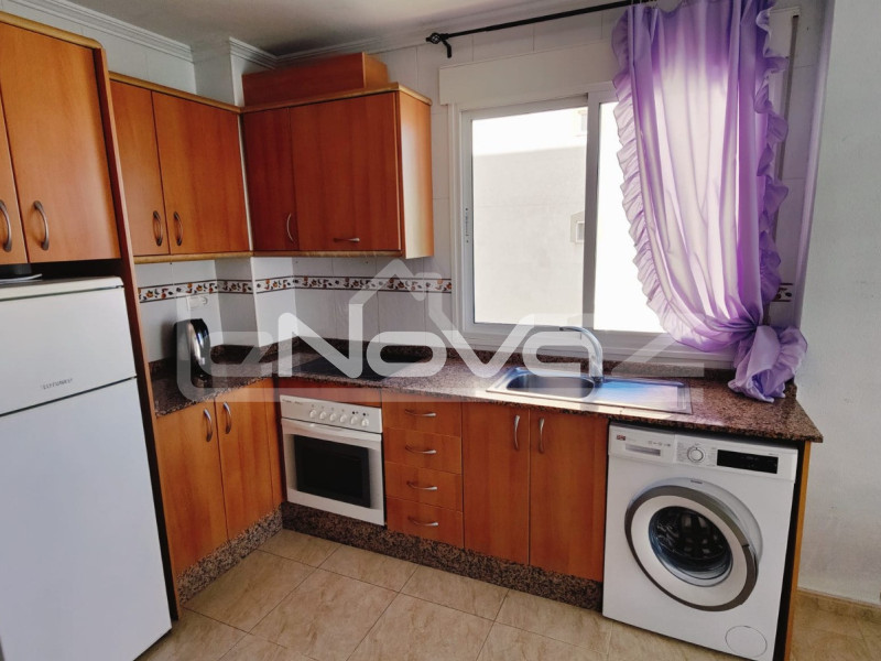 Appartement à Torrevieja, à 10 minutes à pied des commodités et de la mer. #2092