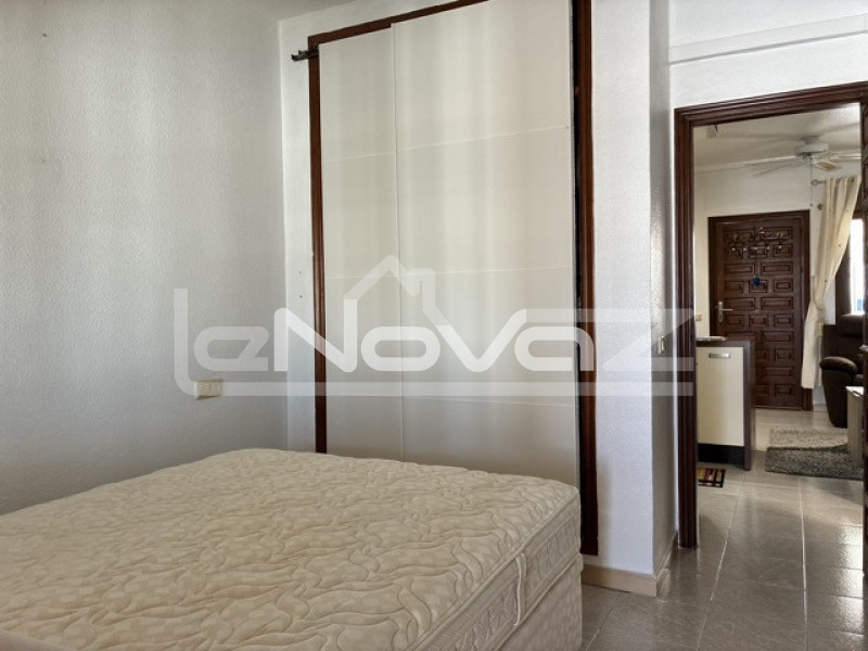 Bungaló egy hálószobával Orihuela Costa Campoamor Golf. #2093