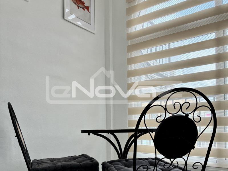 Apartamento reformado al estilo moderno.. #2098