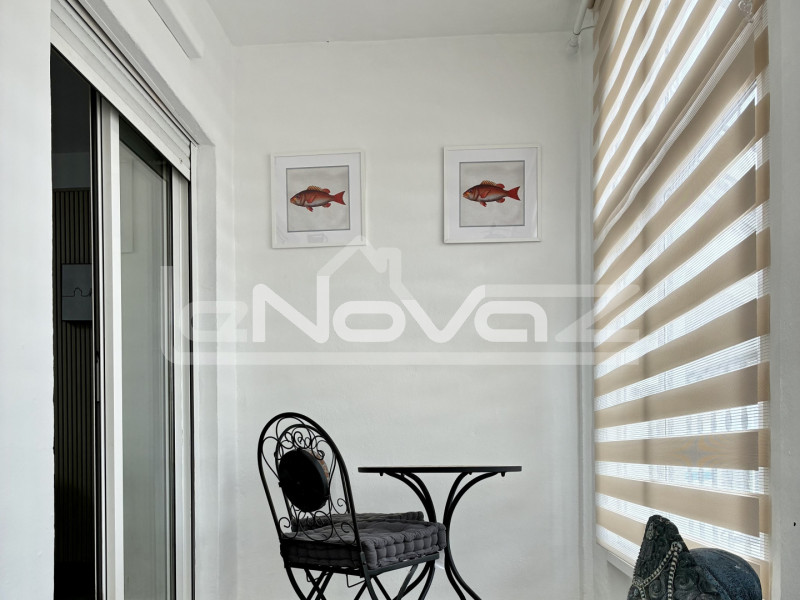 Apartamento reformado al estilo moderno.. #2098